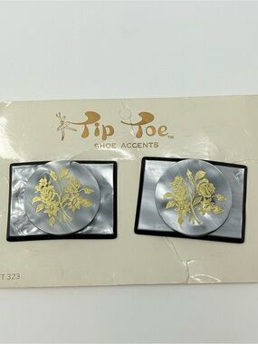 Vintage Tip Toe Shoe Accents NWT